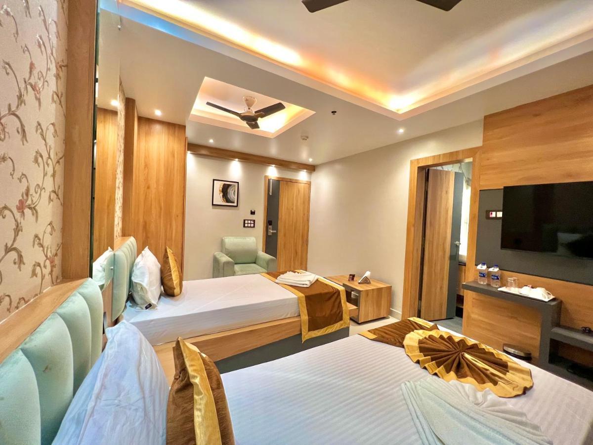 The Magnum Hotel Deoghar Exterior foto